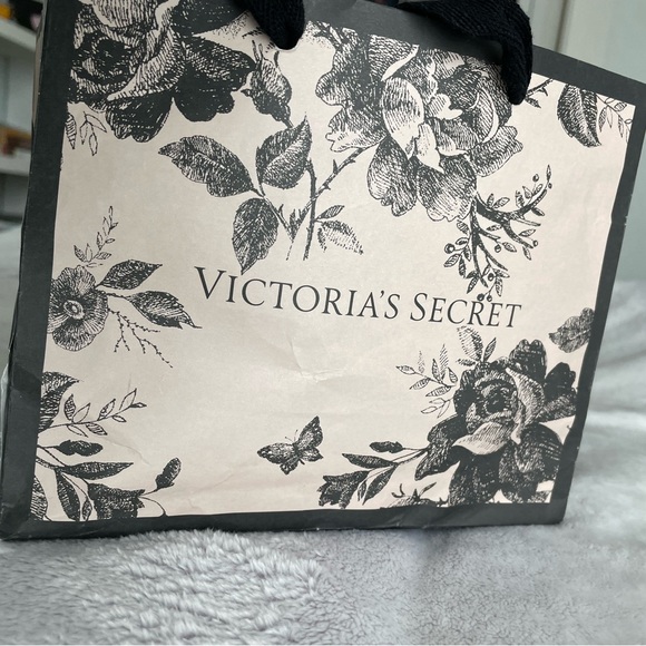 Beautiful rhinestone strap chemise sz L - Picture 10 of 13